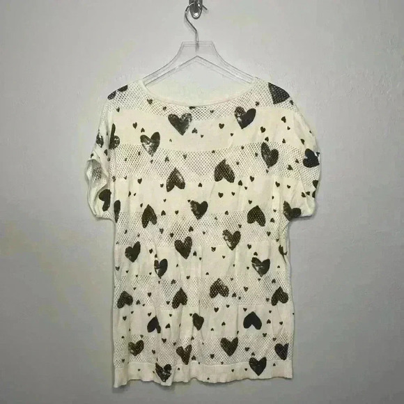 Torrid Black White Heart Print Short Sleeve Sweater Top 1 1X 14/16 - Picture 6 of 6